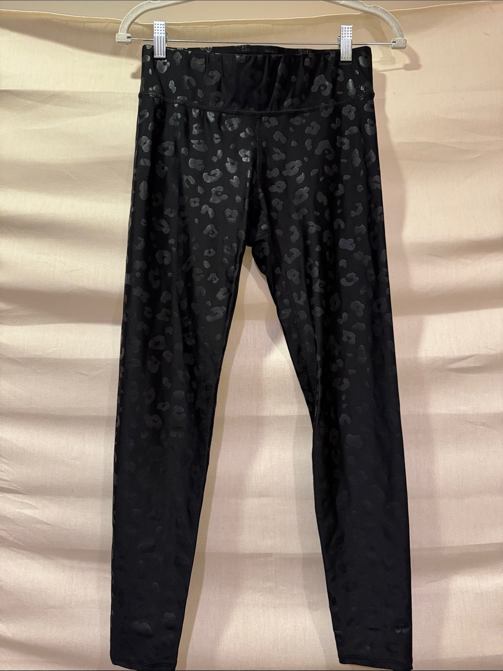 Terez Black Subtle Leopard Print High-Waist Leggings Size M